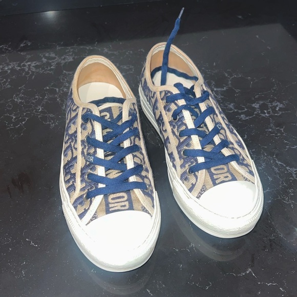 Walk’n Dior Sneackers - Picture 1 of 4